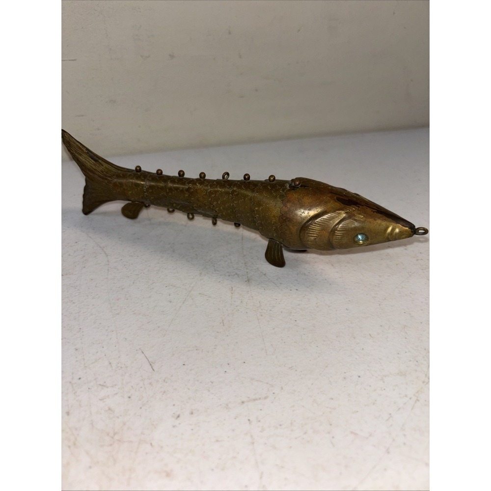 BRASS ARTICULATED‎ FISHING LUTE Fish Statue 8" Movable Folk Art Decor VTG